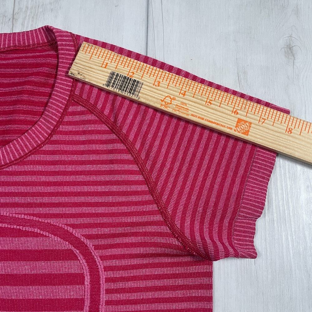 Lululemon Women's 8 Swiftly Crew Lucy Stripe Short Sleeve Pink Shirt Running - Picture 9 of 11